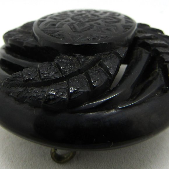 Antique Victorian Carved Jet Mourning Brooch Fern Frond Design - Picture 6 of 8